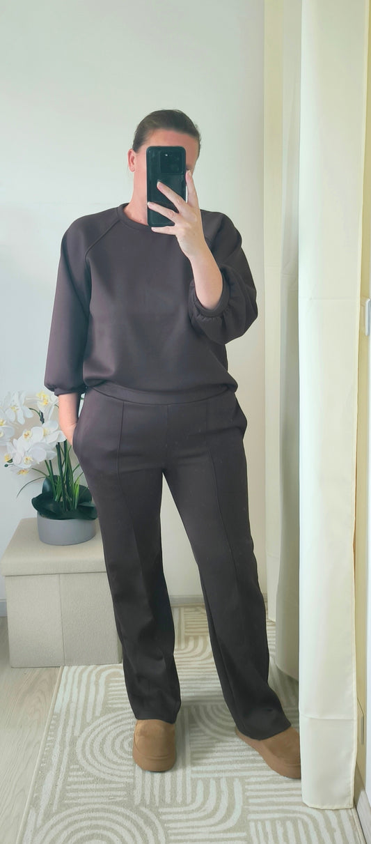 Ensemble "Nora"