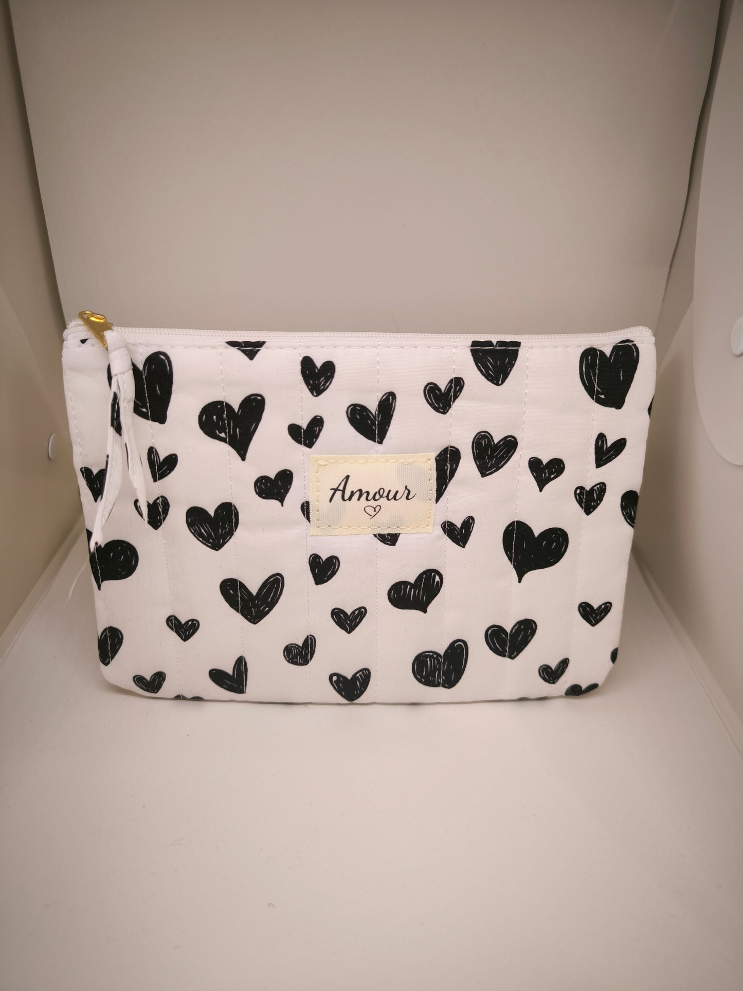 Pochette "AMOUR"
