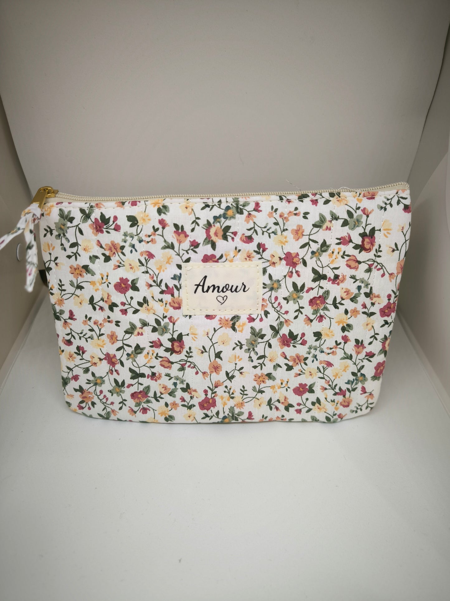 Pochette "AMOUR"